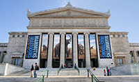 front view of The Field Museum in Chicago